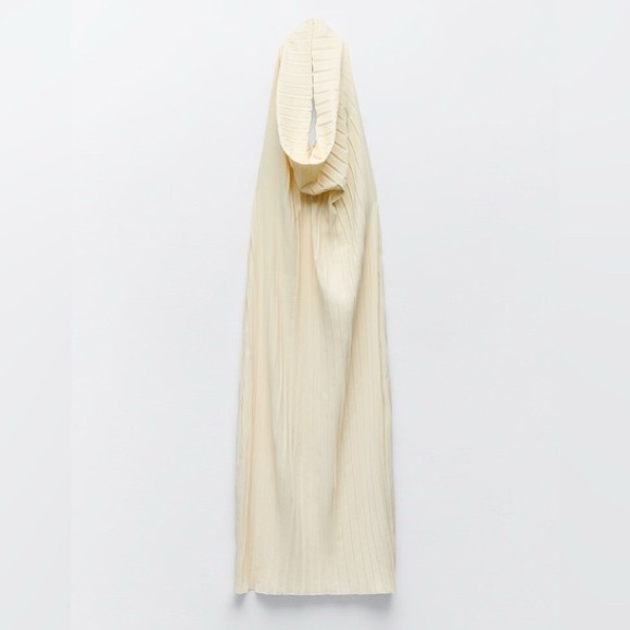 ZARA BLOGGERS’ FAVORITE PLEATED HALTER DRESS - Picture 10 of 12